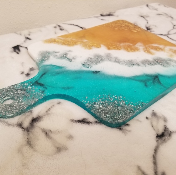 Resin Cutting board - Picture 4 of 4